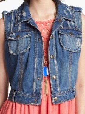 Free People distressed Vest With crochet back pockets Small Day trip denim EUC